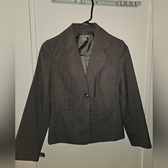 Ann Taylor Jackets & Blazers - Anne Taylor Petite Blazer 0P